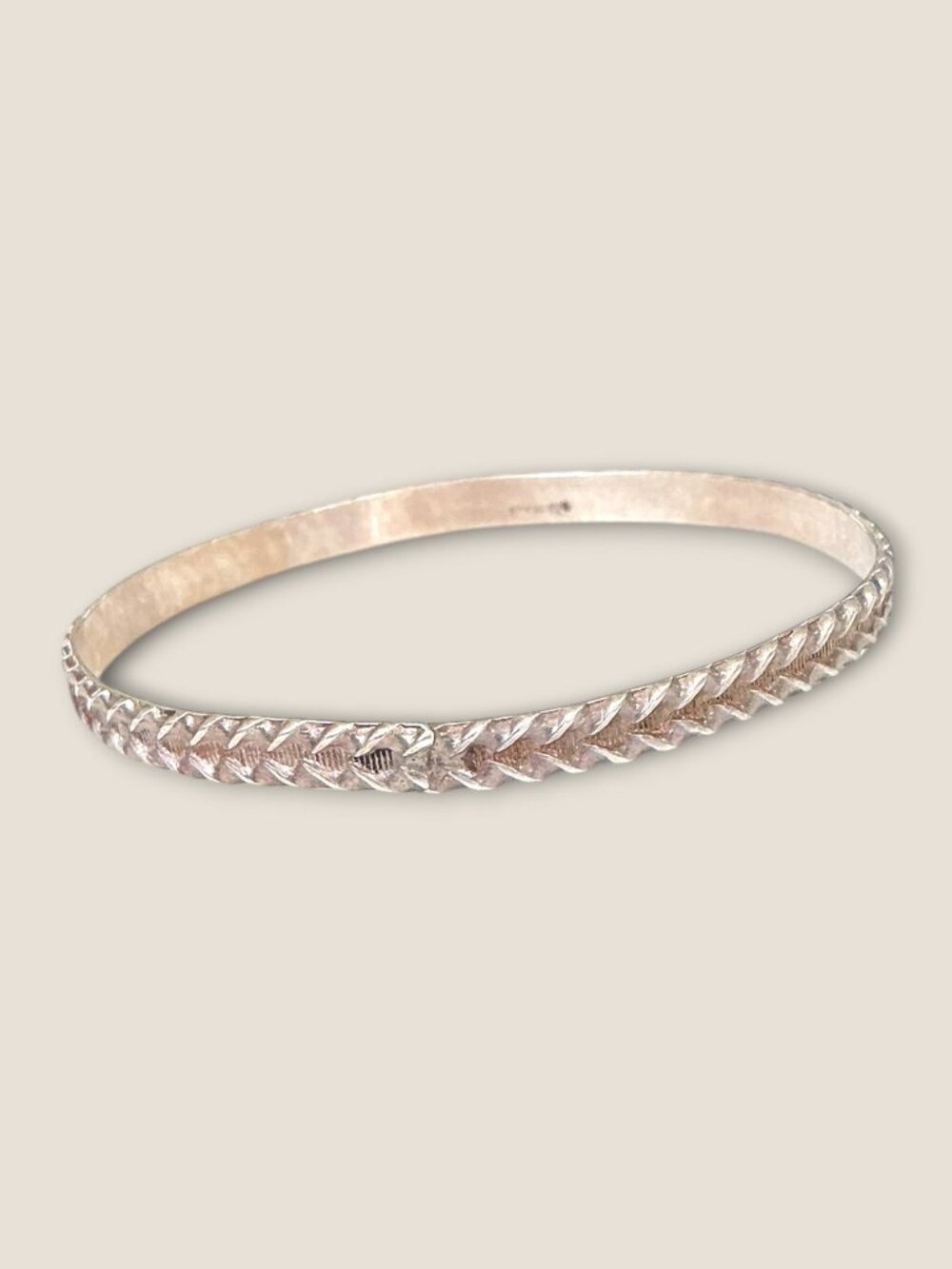 Vintage Sterling Silver Fish Scale Design Bangle 2.5" Diameter 10g - Picture 3 of 8